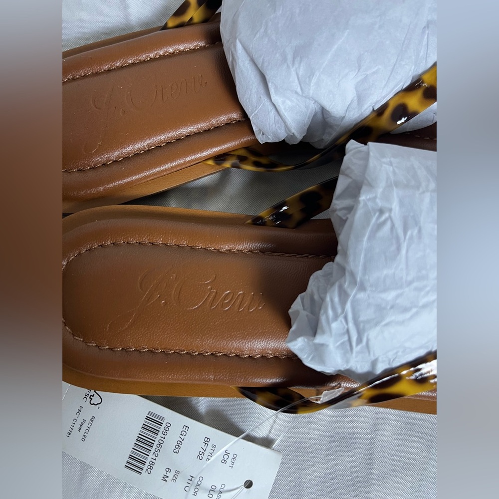 NWT- J Crew Leopard Print Genuine Leather Thong Flip Flop Sandals - Tan - Sz 6 - Picture 6 of 7